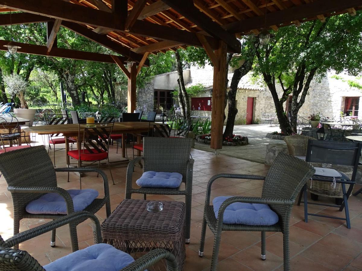 Hotel Mas De L'Espaire Les Vans Bagian luar foto